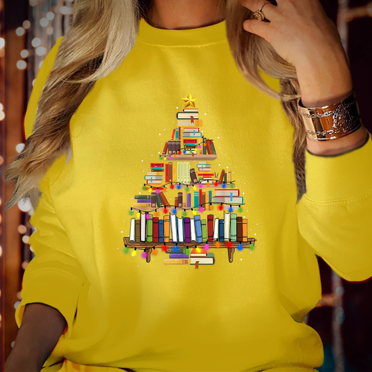 SWEATSHIRT (5323) BOOK CHRISTMAS Tree Merry Bookmas Books Christmas Tree Librarian Christmas Book Lovers Bookworm Bookish Teacher Christmas