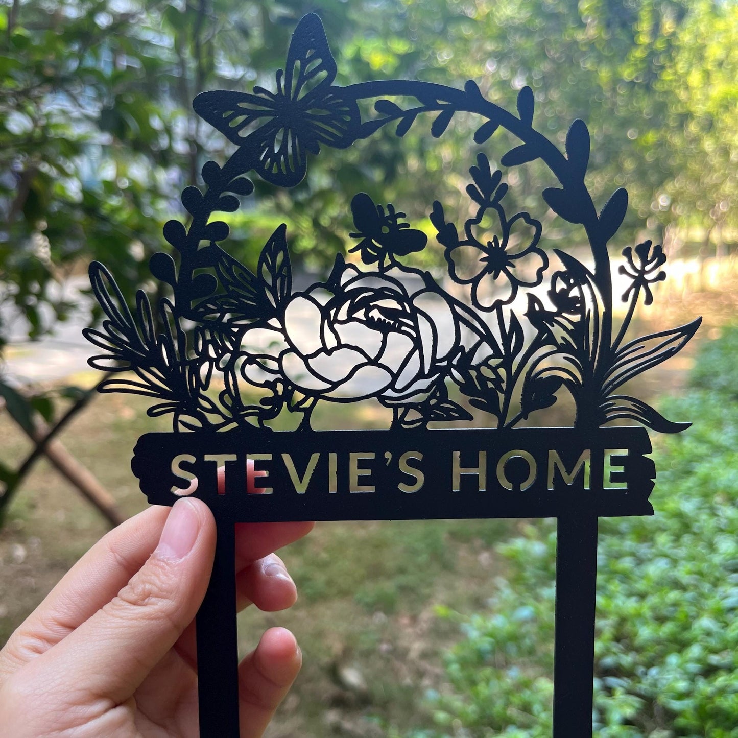 Personalized Garden Name Sign, Custom Flower Garden Sign, Flower Sign with Stakes, Garden Butterfly Sign, Outdoor Metal Sign, Lawn Signs