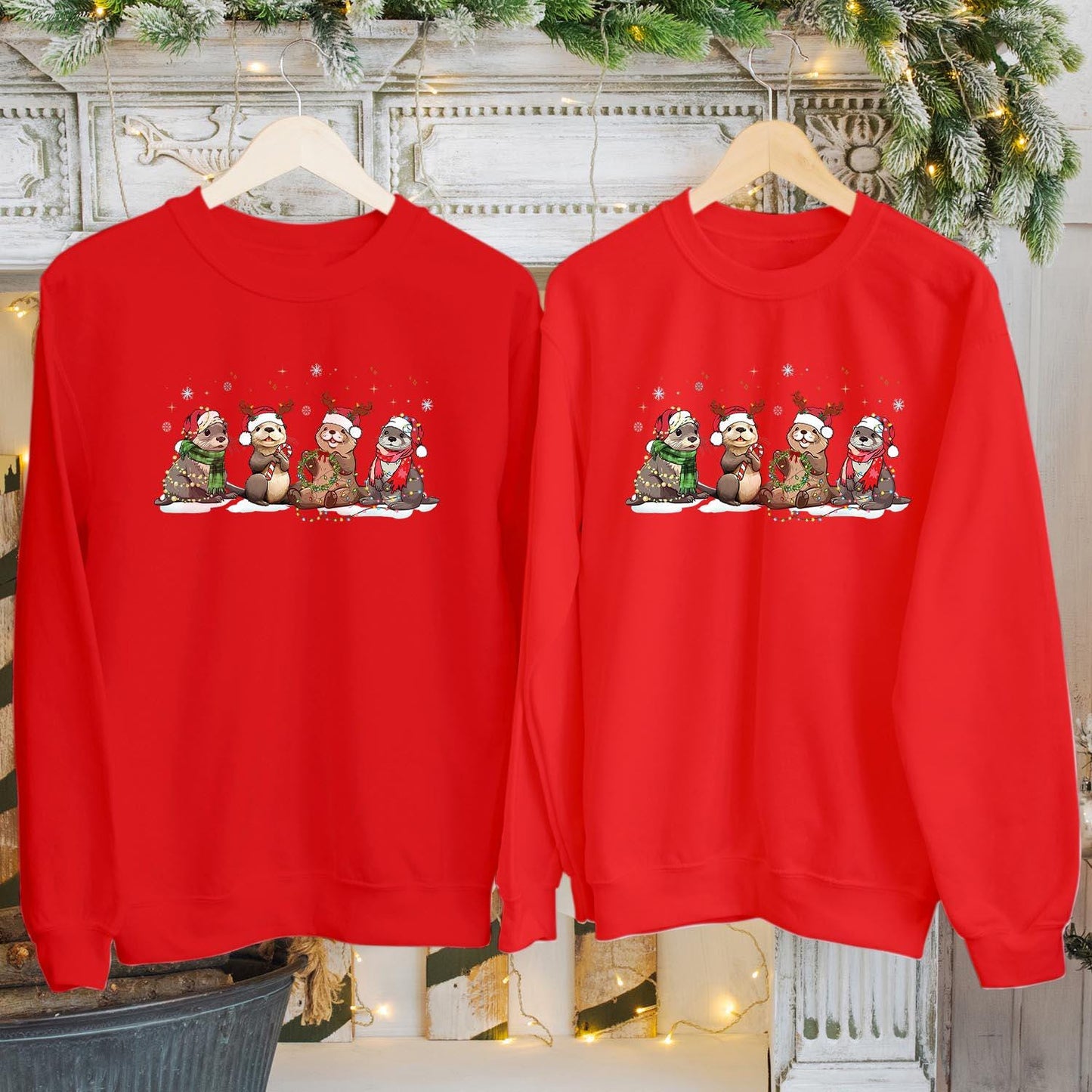 SWEATSHIRT (5318) Merry Christmas Otters Otter Lover Farm Animal Sea Animal Christmas Lights Festive Holiday Season Xmas Jumper