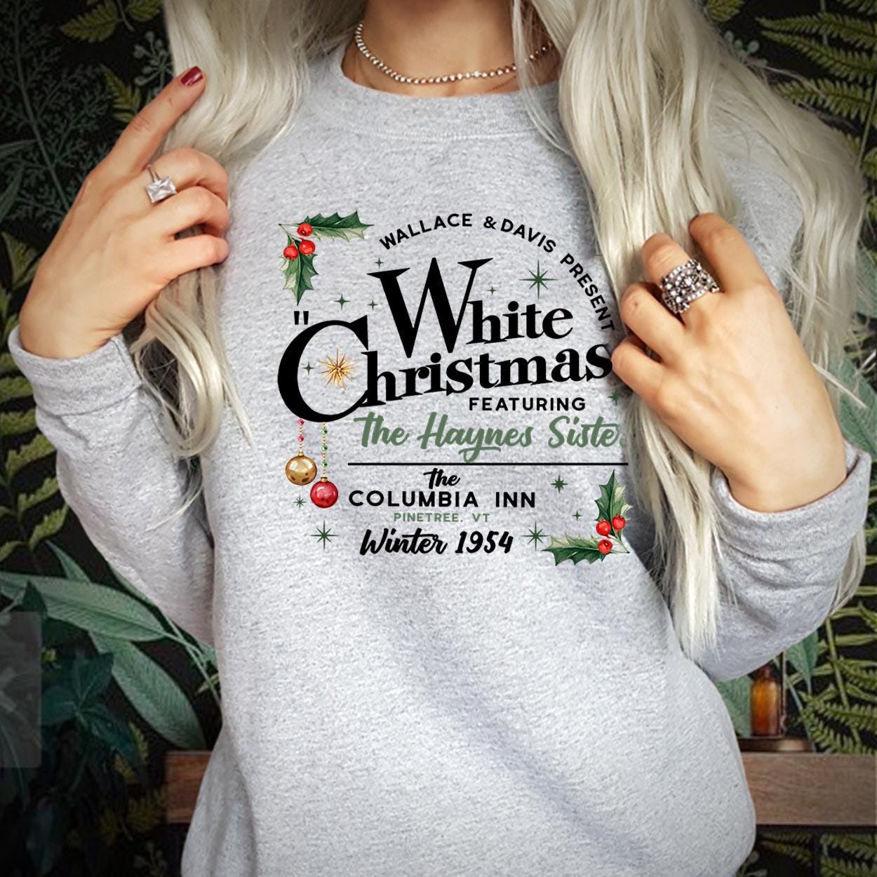 SWEATSHIRT (5381) Merry White Christmas Wallace and Davis Sisters Crewneck, Christmas Movie Family Holiday Season Xmas Gift Jumper